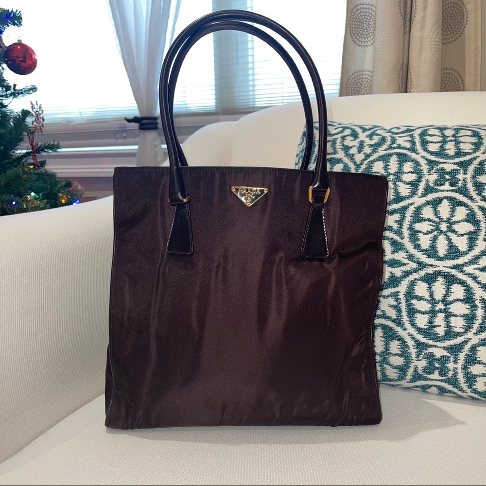 Prada bag 💯% authentic!! - Picture 5 of 16